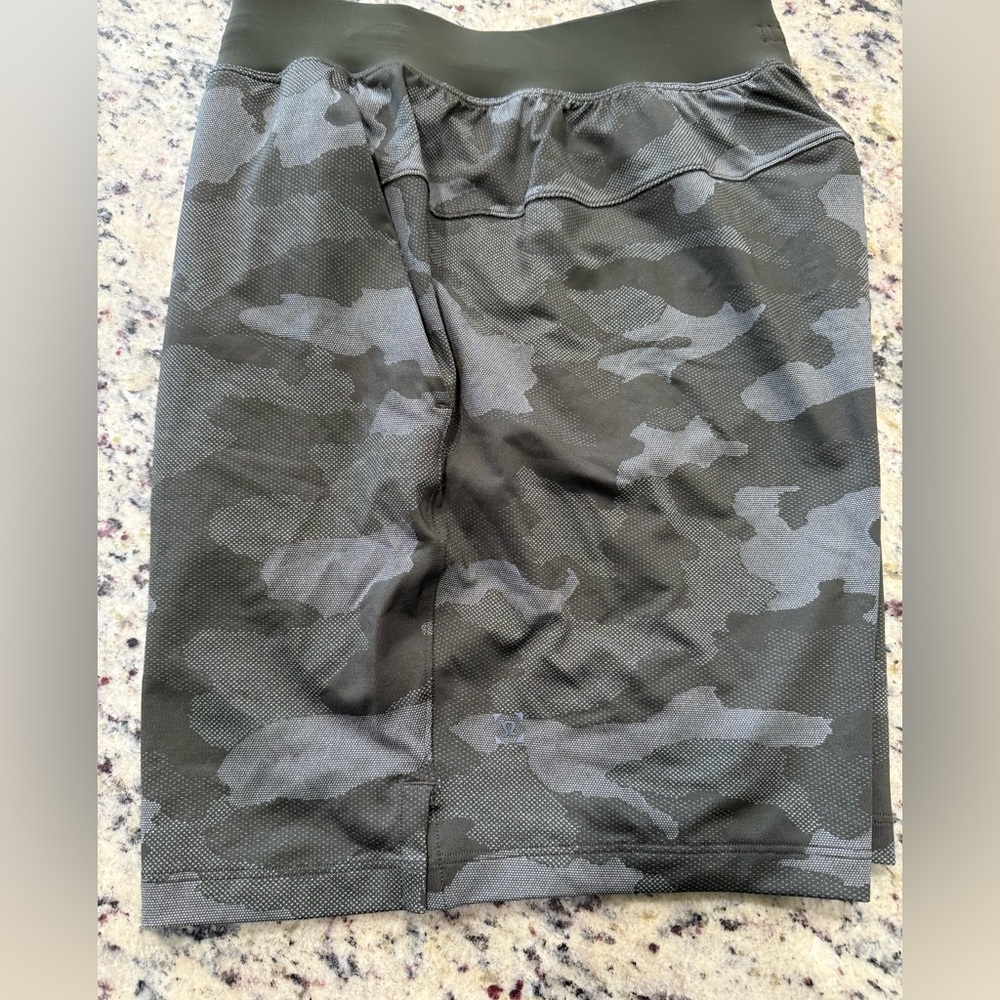 Lululemon men’s athletic shorts